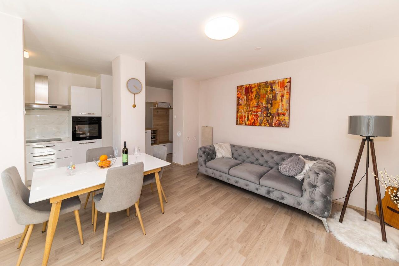 Apartman Morena Apartment Zadar Ngoại thất bức ảnh